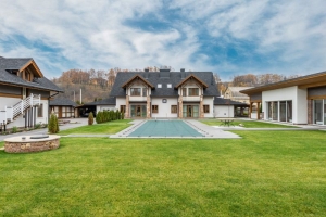 The Essential Checklist for Timeless Curb Appeal in Modern Exterior Design