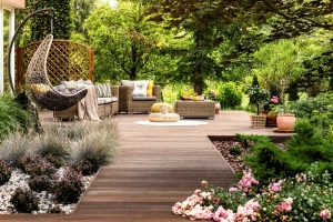 Outdoor Living Area Ideas: Expert Guide to Year-Round Comfort (2025)