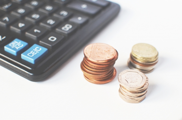 5 Tips for Maintaining a More Frugal Household Budget