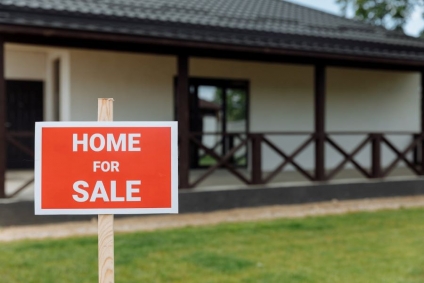 6 Different Types of Sales Collateral That Will Help You Sell More Homes, Faster