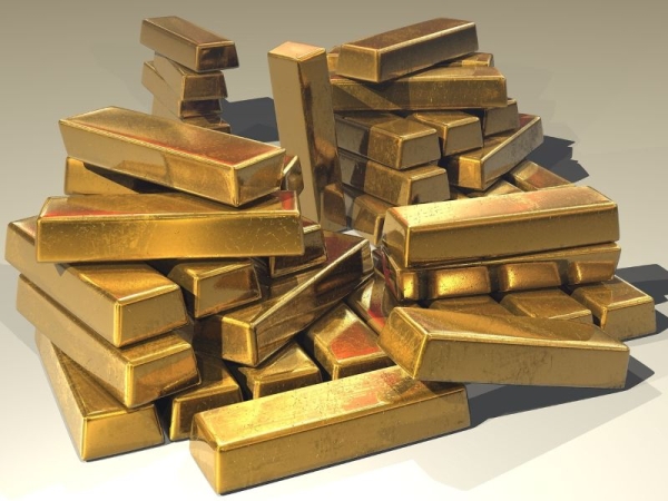 How Real Estate Investors Can Use Gold to Hedge Against Market Volatility
