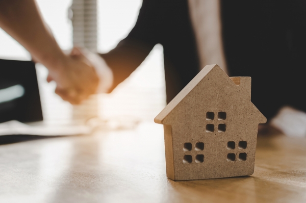 3 Tips to Become a Successful Real Estate Agent
