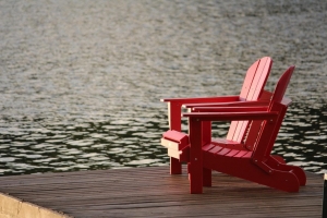 5 Essential Buying Tips for Staging the Cottage