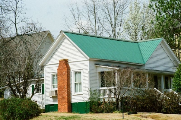 Small-Town Home Buying Guide: Top Spots for Families in Georgia