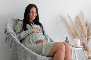 Helping a Pregnant Woman with CPR