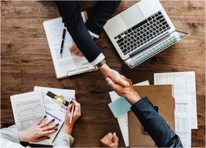 Upgrade Yourself from "Salesperson" to "Expert"