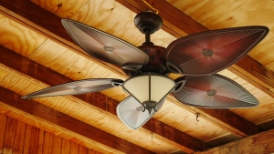 How to Stay Cool When Your Air Conditioning Is On the Fritz