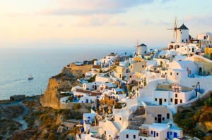 Easy Ways to Finance Your Greek Second Home