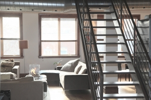 Falls on Stairs Fill up Emergency Rooms