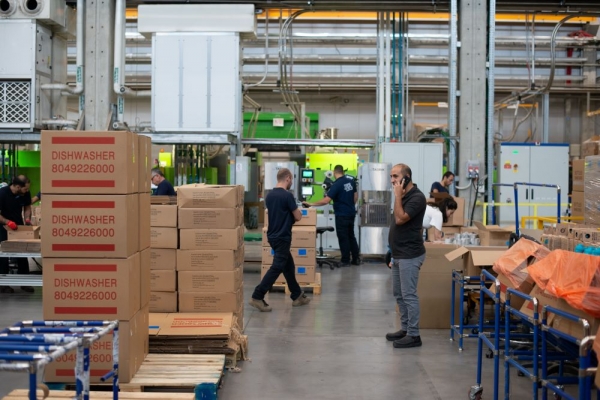 Scalability and Seasonal Demand: How 3PL Services Can Meet Your Needs