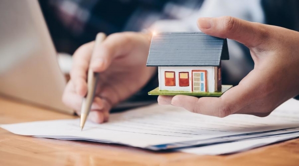 6 Essential Things to Consider While Buying Property Overseas