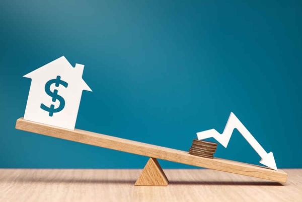 Median Monthly Housing Payment Posts Biggest Decline in Nearly a Year