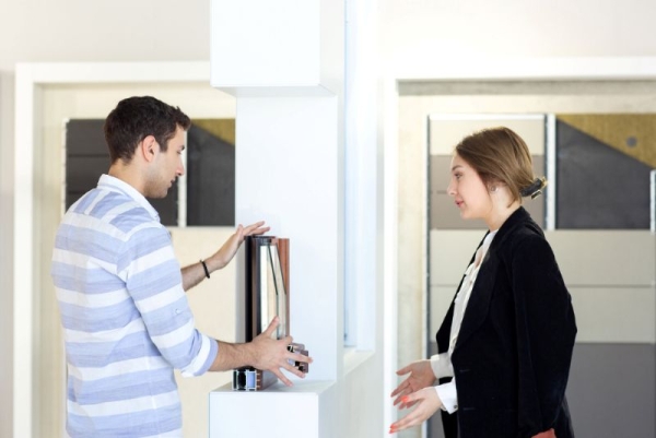 Consumer Advice: Choosing the Right Safety Showers for Workplaces
