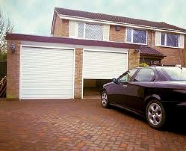 How to Resolve a Garage Door Problem Caused by Cold Weather