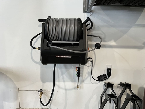 The Ultimate Guide to Choosing the Right Pressure Washer for Your Cleaning Needs