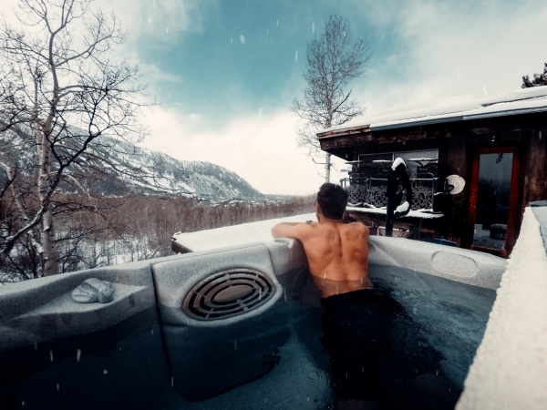 Outdoor Lifestyle: The Best Spas and Hot Tubs