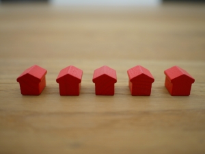 How to Choose a REIT to Invest In