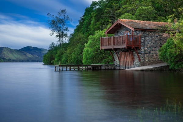 4 Ways to Boost the Value of Your Waterfront Home