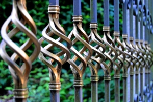 The Role of Commercial Sliding Gates in Modernizing Your Business Premises