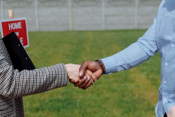 Navigating Your First Home Purchase in California