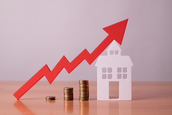 Existing Home Sales Post Biggest Increase in Nearly Three Years