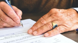 How Property Division Works in Illinois