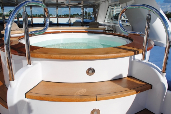 Relaxing Holiday Breaks in the Lodges with Hot Tubs