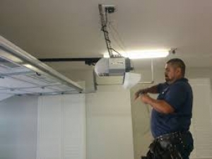 What Should I do If I Have Broken Garage Door Cables?
