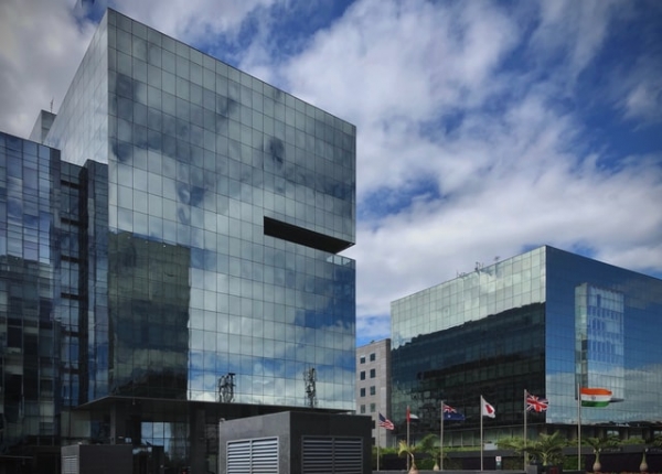 Is It Better To Buy Or Lease Commercial Property