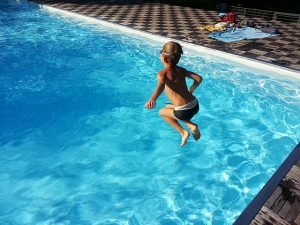 Minimum Size Of Swimming Pool For Residence