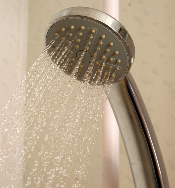 Instructions to clean a shower and shower trays