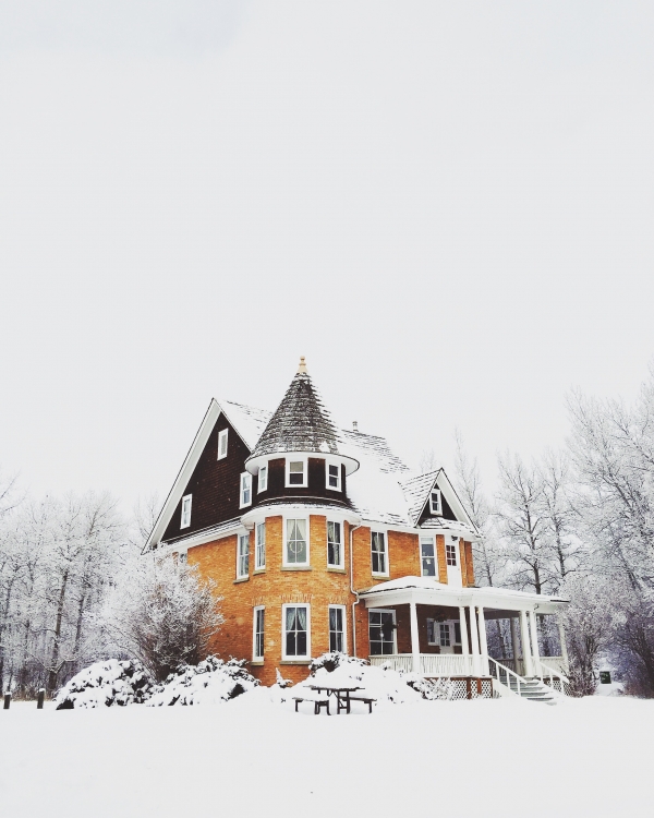 Outdoor Aesthetics: Easy Ways to Improve in the Winter
