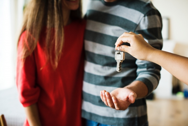 4 Ways You Can Avoid Debt When Buying Your First Home