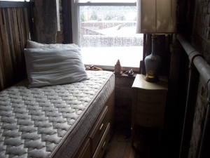 Choose Right Mattress for Senior Citizens to Avoid Sleep Related Ailments
