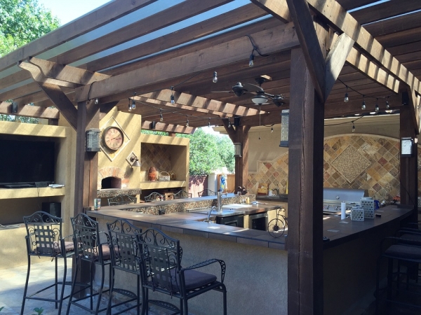 The Growing Popularity of Outdoor Kitchens: Why you should build one.