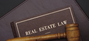 5 Things to Know Before Hiring a Real Estate Attorney