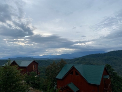 Smoky Mountain Cabins: What Separates a High-Performing Rental From an Average One
