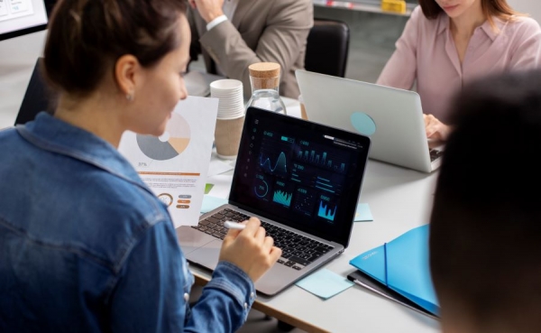 What Are the Advantages of Implementing Data-Driven Testing?