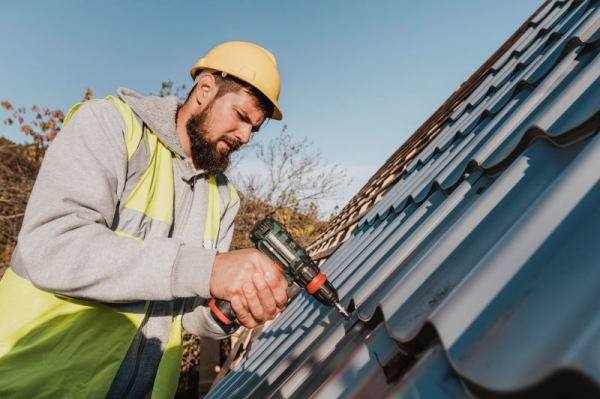 What Homeowners Wish They Knew Before Their First Roofing Project