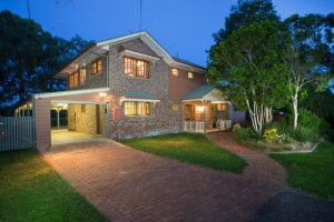 The benefits of a twilight photo shoot for real estate marketing