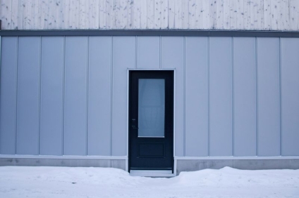 Steel and Glass: The Hallmarks of Industrial Design