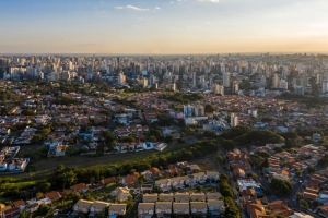 Why More City Dwellers Are Trading Skyscrapers for Suburban Space