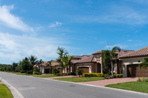 11 Smart Questions To Ask The Neighbors Before Buying A Home