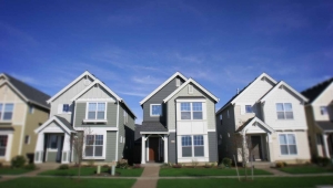 Want More Money When You Sell? Use These 5 Tips for Maximum Curb Appeal