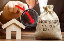 Heading into the Holiday Weekend, Mortgage Rates Decrease