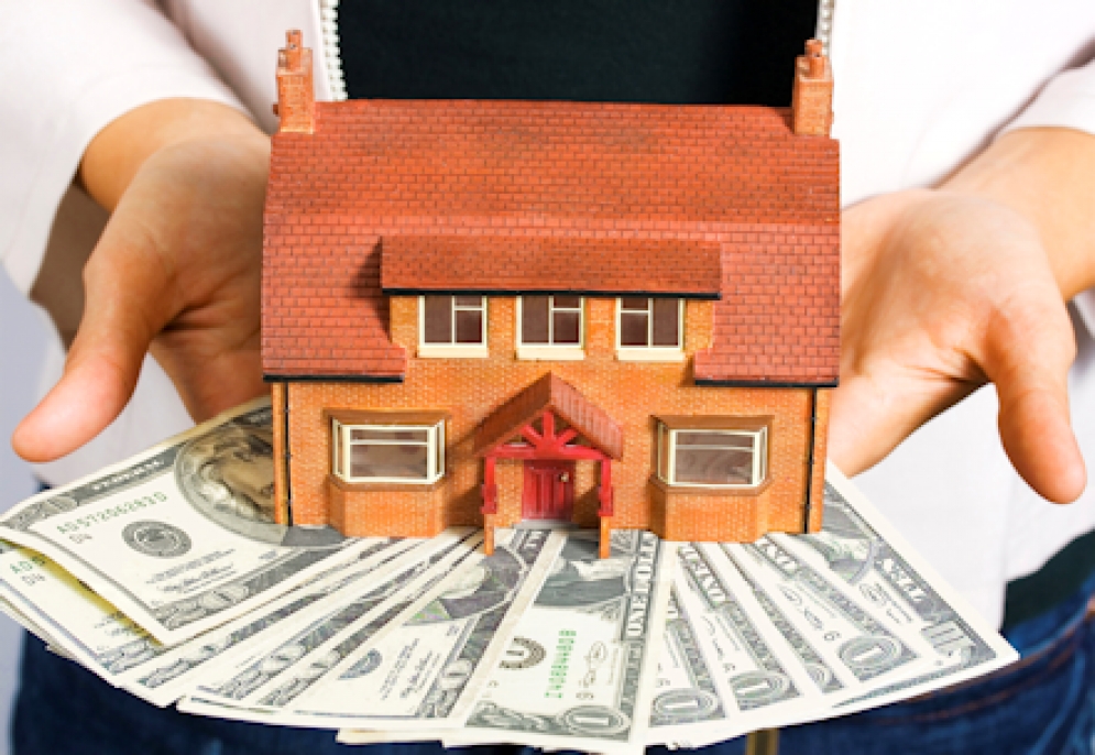 Redfin Reports All-Cash Homebuyers Are Four Times More Likely to Win a Bidding War