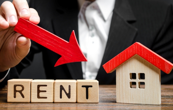 U.S. Asking Rents Have Declined for 4 Months in a Row, But Are Still Only $63 Below Their Record High
