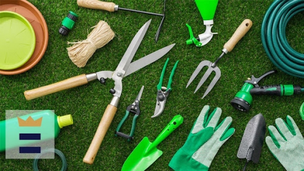 Must Have Gardening Tools For Beginners