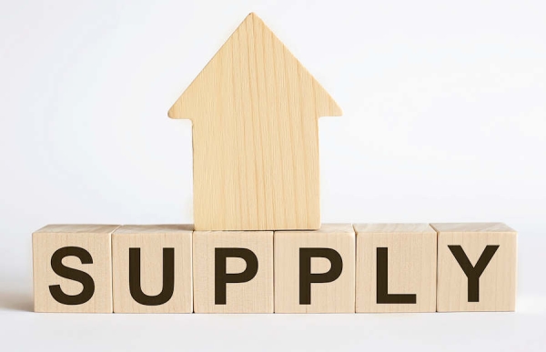 New Listings Rise 8%, Giving the New Year’s Buyers More Homes to Choose From