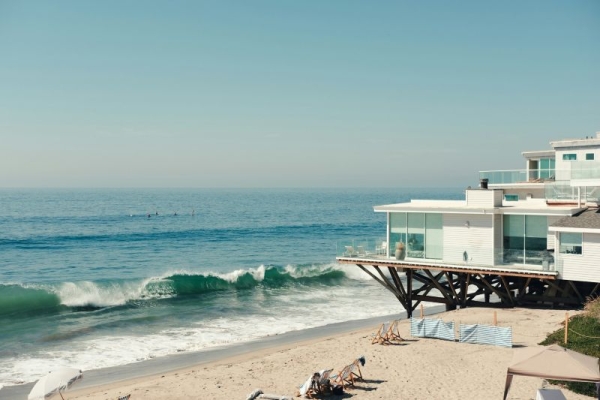 Buying vs. Building: What’s Best for a Coastal Vacation Home?